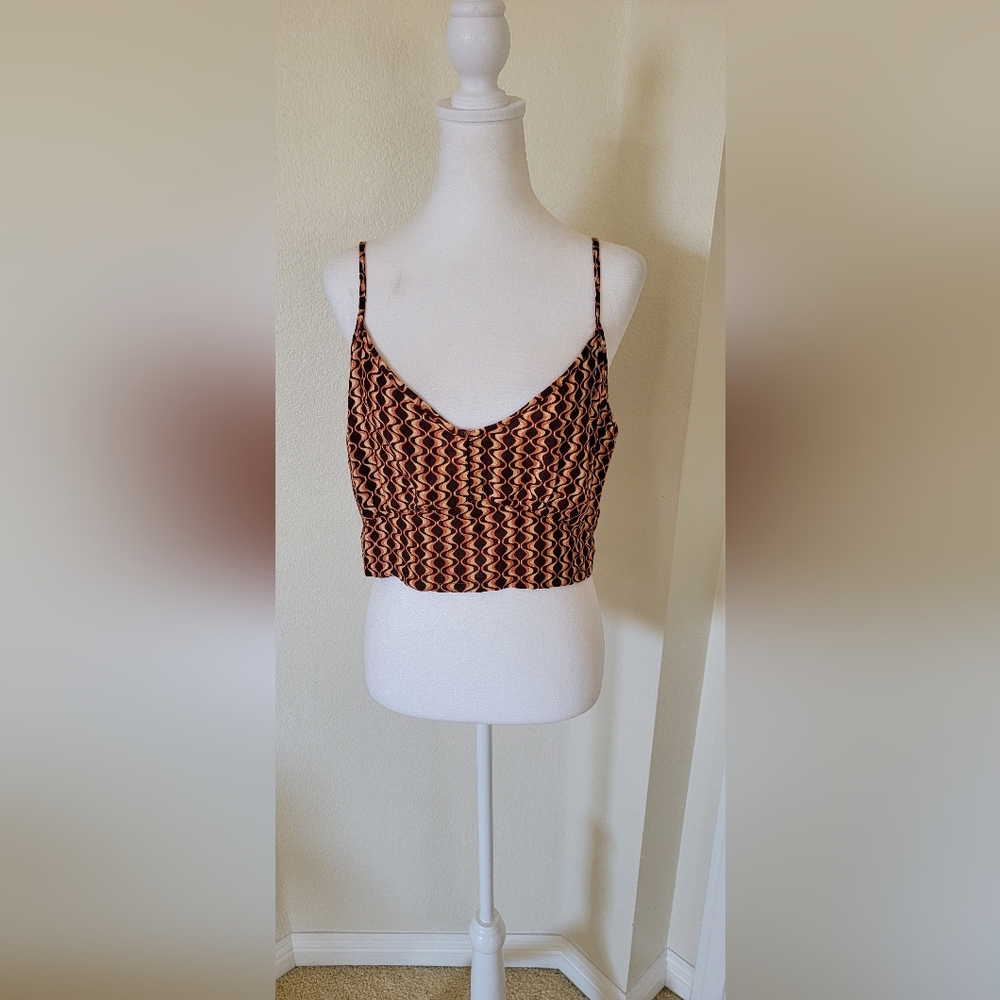 Crop Top by RVCA, size 12 - Picture 1 of 3